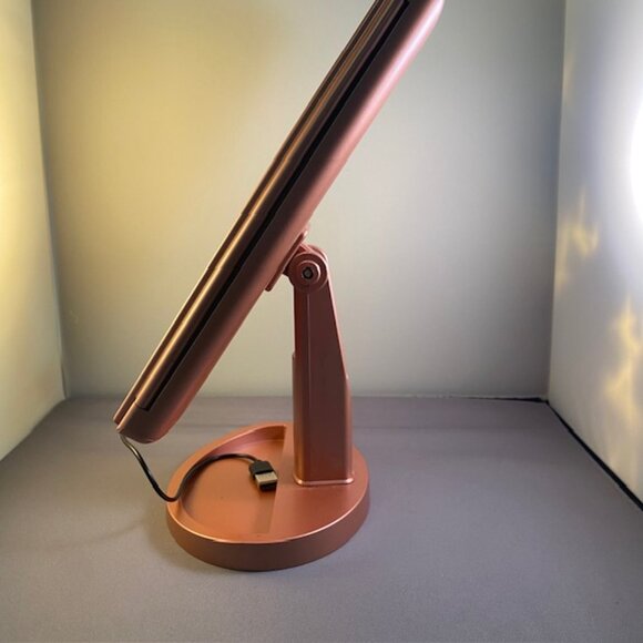 Dresser Mount Tri-Fold Adjustable Lighted Vanity Mirror 21 LED Lights 3x/2x/1x - Picture 10 of 11